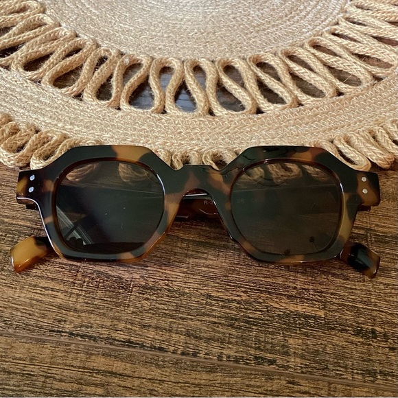 Ryan Simkhai Charlee Tortoise Tinted Readers 1.25 Strength Style R-2032 - Picture 1 of 9